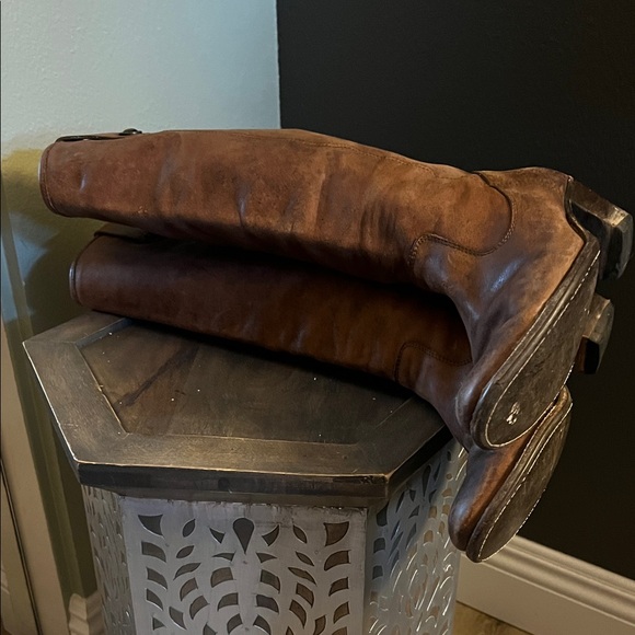 🛑 1 hour sale. Frye, size 7, tall brown Rustic Leather Boots - Picture 8 of 13